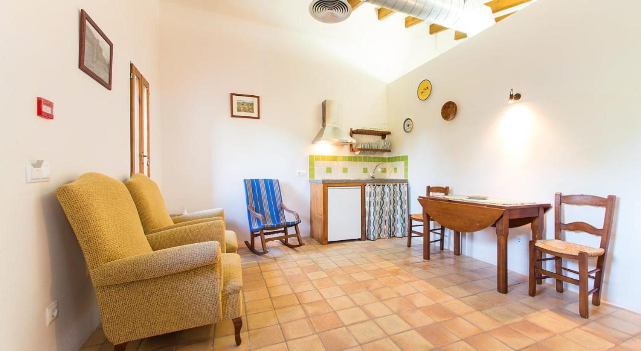 Finca Hotel Ses Cases Noves Sant Llorenc Des Cardassar Exterior photo