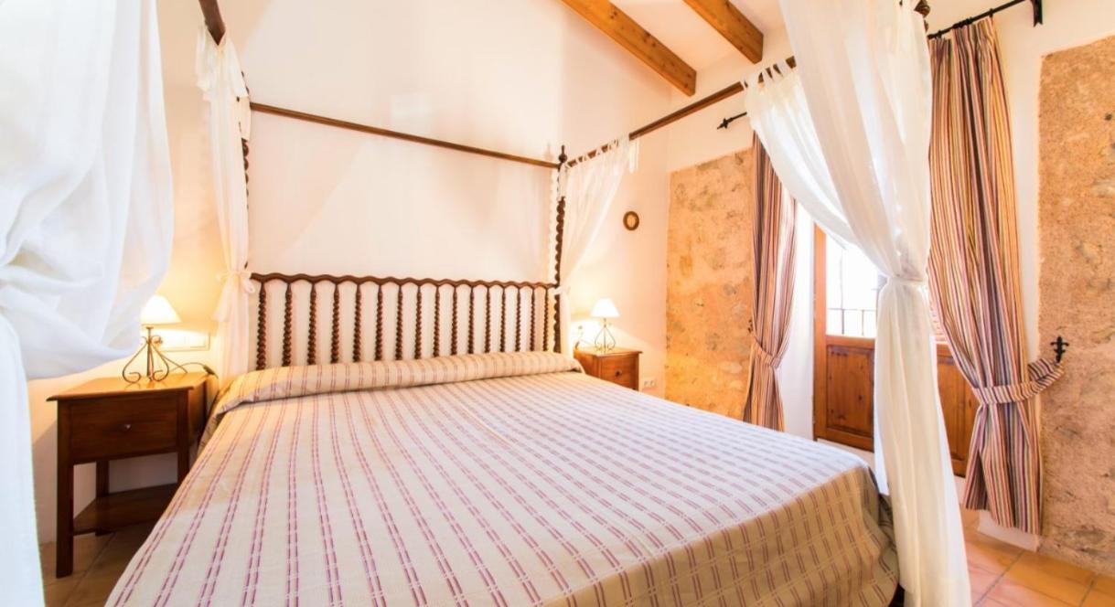 Finca Hotel Ses Cases Noves Sant Llorenc Des Cardassar Exterior photo