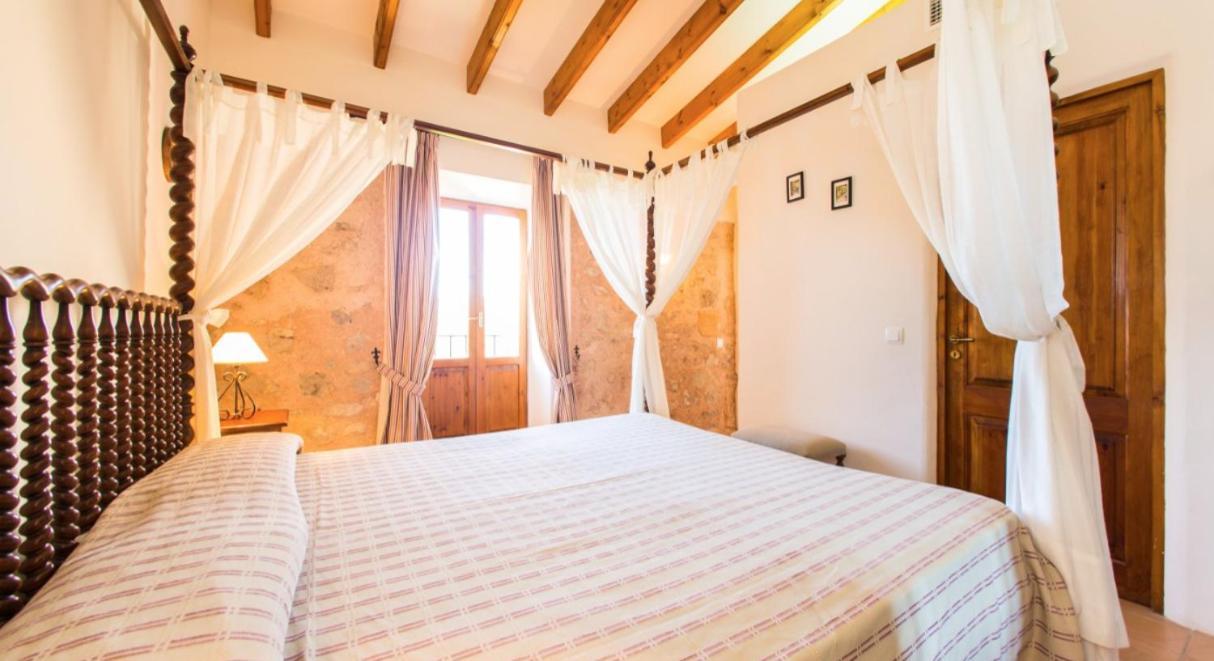 Finca Hotel Ses Cases Noves Sant Llorenc Des Cardassar Exterior photo